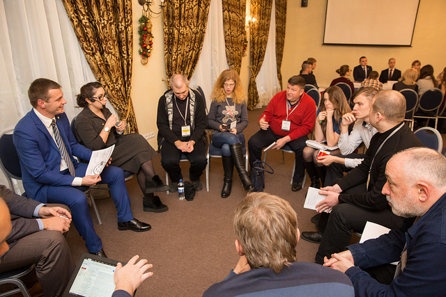 Журналісти-розслідувачі познайомились та поспілкувалися з детективами НАБУ